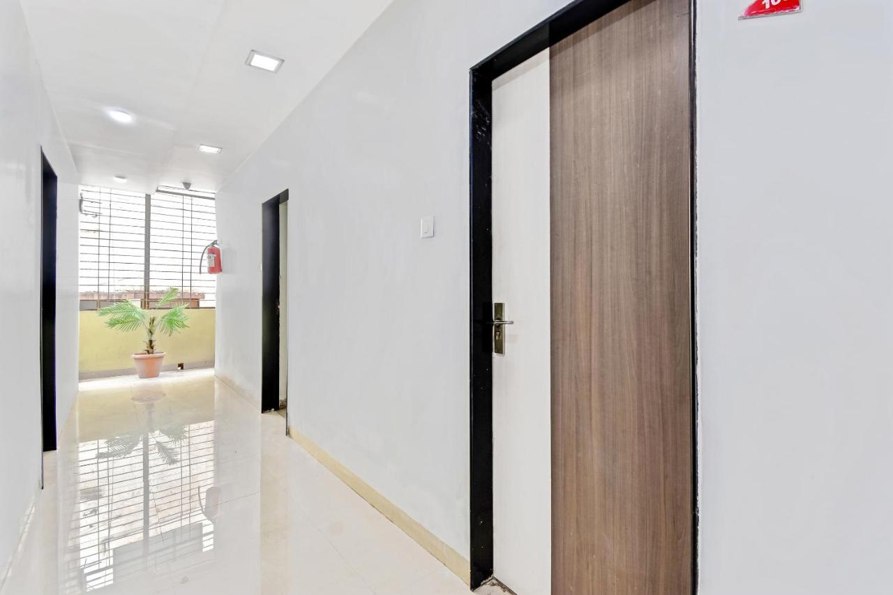 Oyo 61308 Hotel Rw International Hingoli Εξωτερικό φωτογραφία